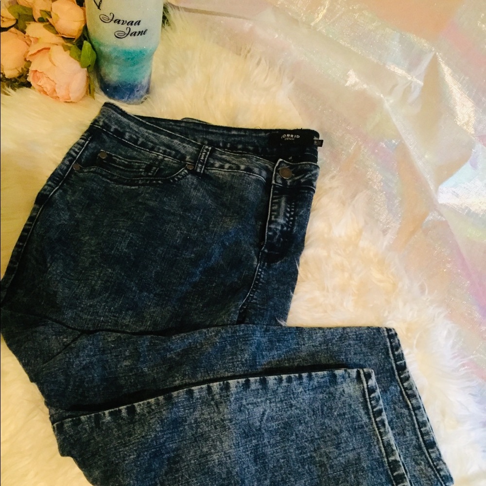 Torrid Acid Wash Stretch 24R Jeans